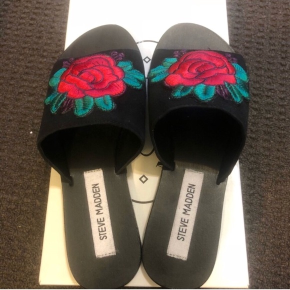 STEVE MADDEN rose slide sandals - Picture 7 of 7